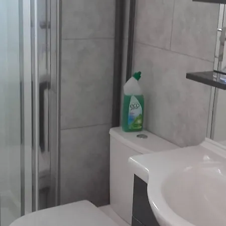 Apartment 2 Pers Proche Avec Parking Prive - Fr-1-833-23 *